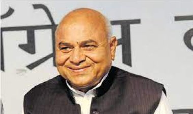 पूर्व नेता प्रतिपक्ष ने किया अतिक्रमण, सोसाइटी ने दिया नोटिस