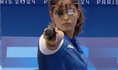 शूटर मनु भाकर शूट-ऑफ में हार के बाद ओलंपिक्स में अपने ऐतिहासिक तीसरे पदक से चूकीं